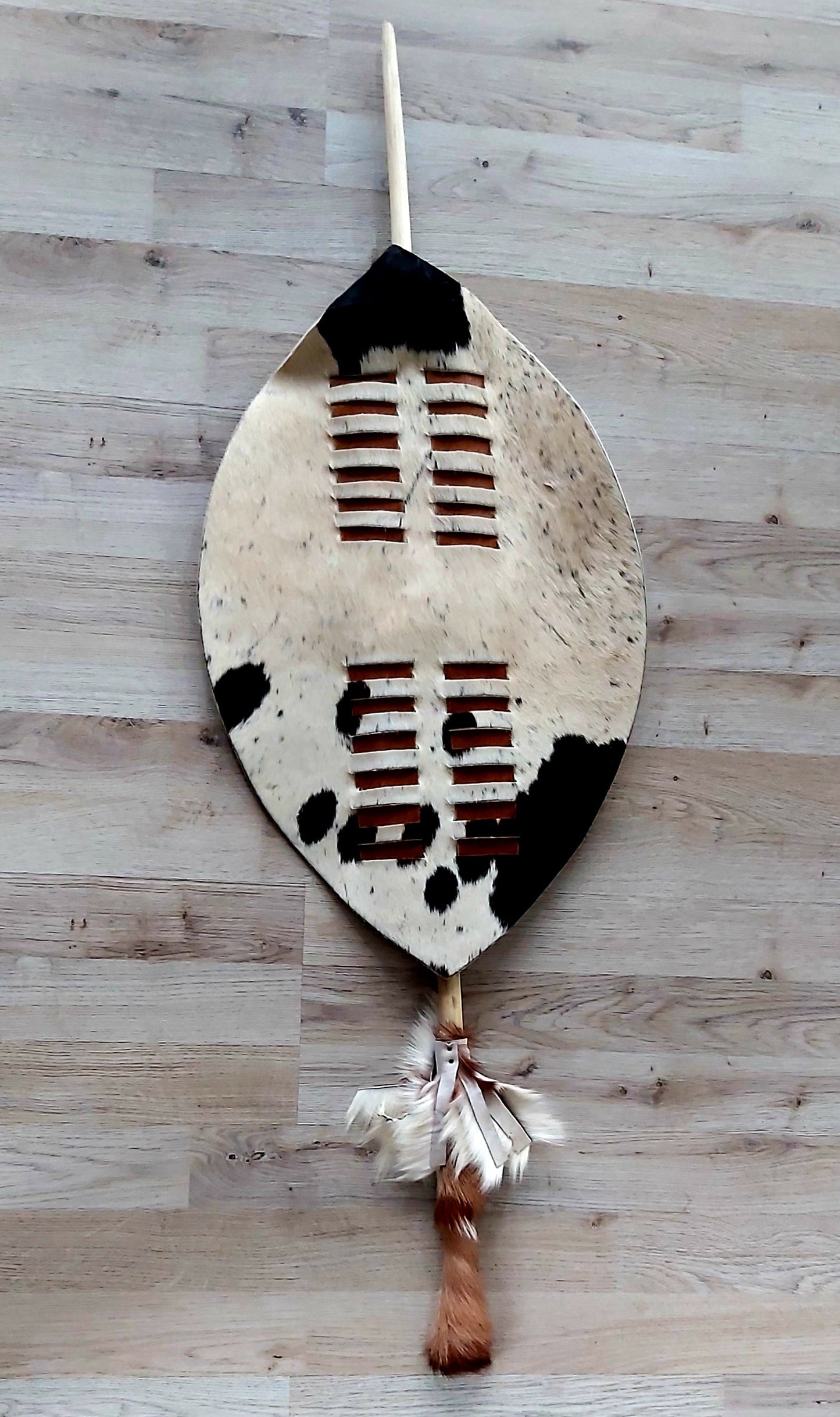 African Zulu Shield (Ihawu) (Medium)