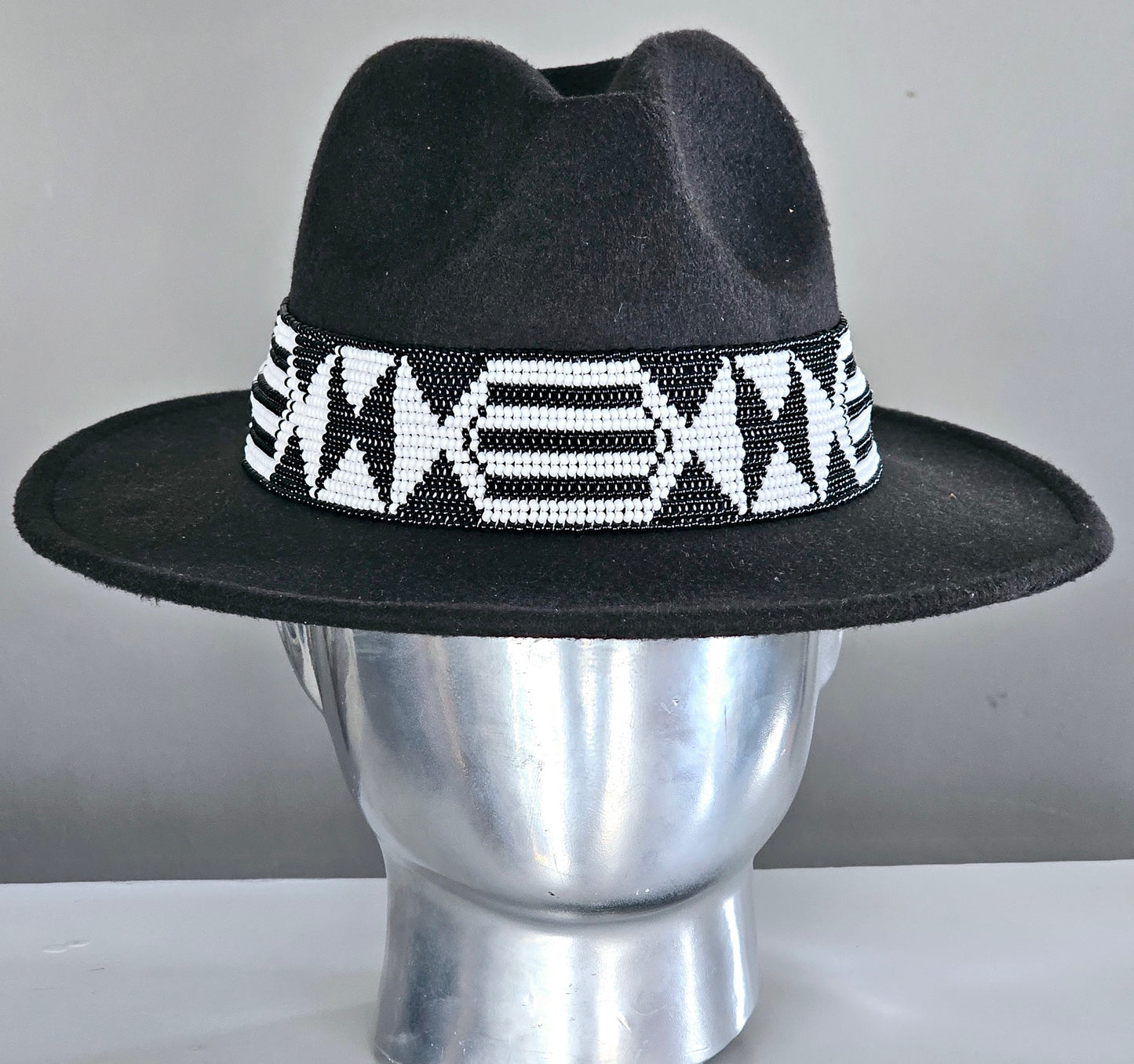 Beaded Hat (Male)