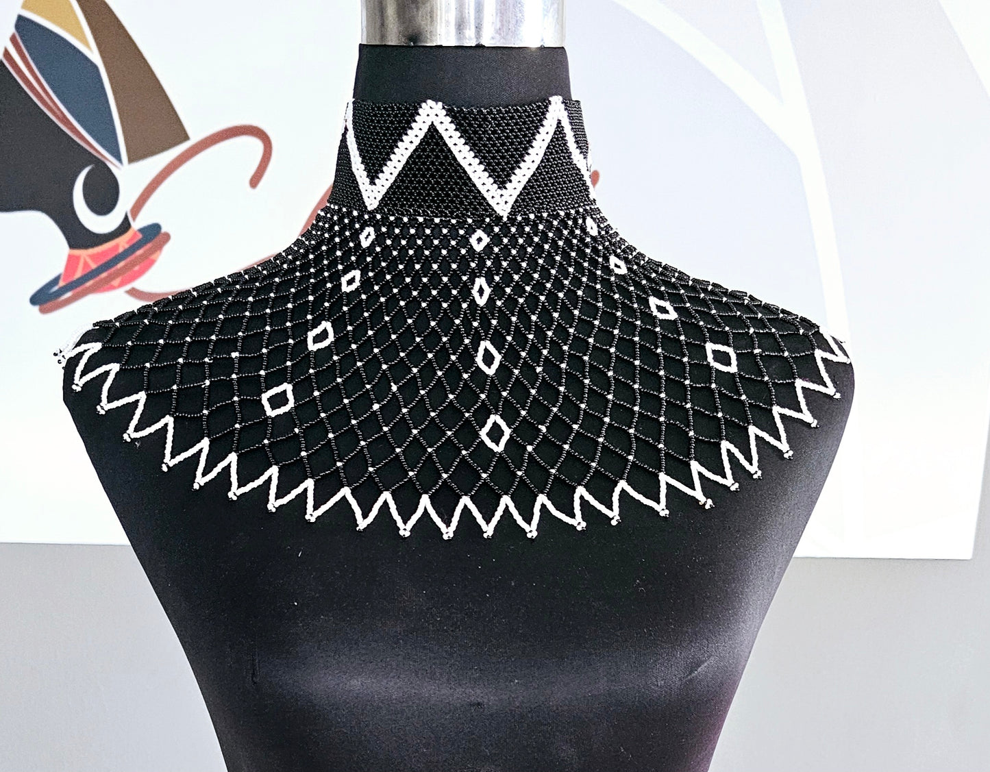 Nomazwi Neckpiece High collar