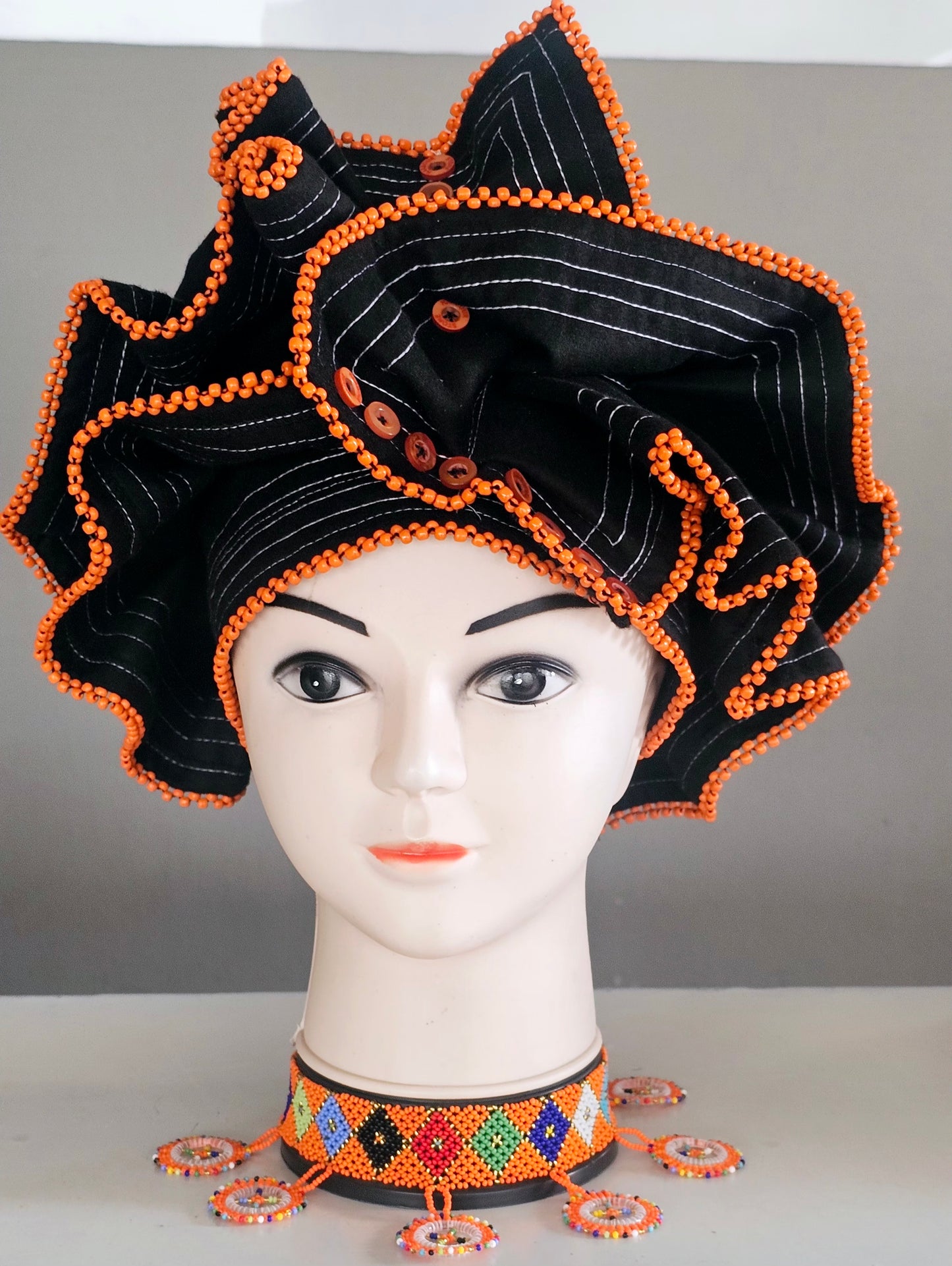 Iyana Ready to wear DOEK