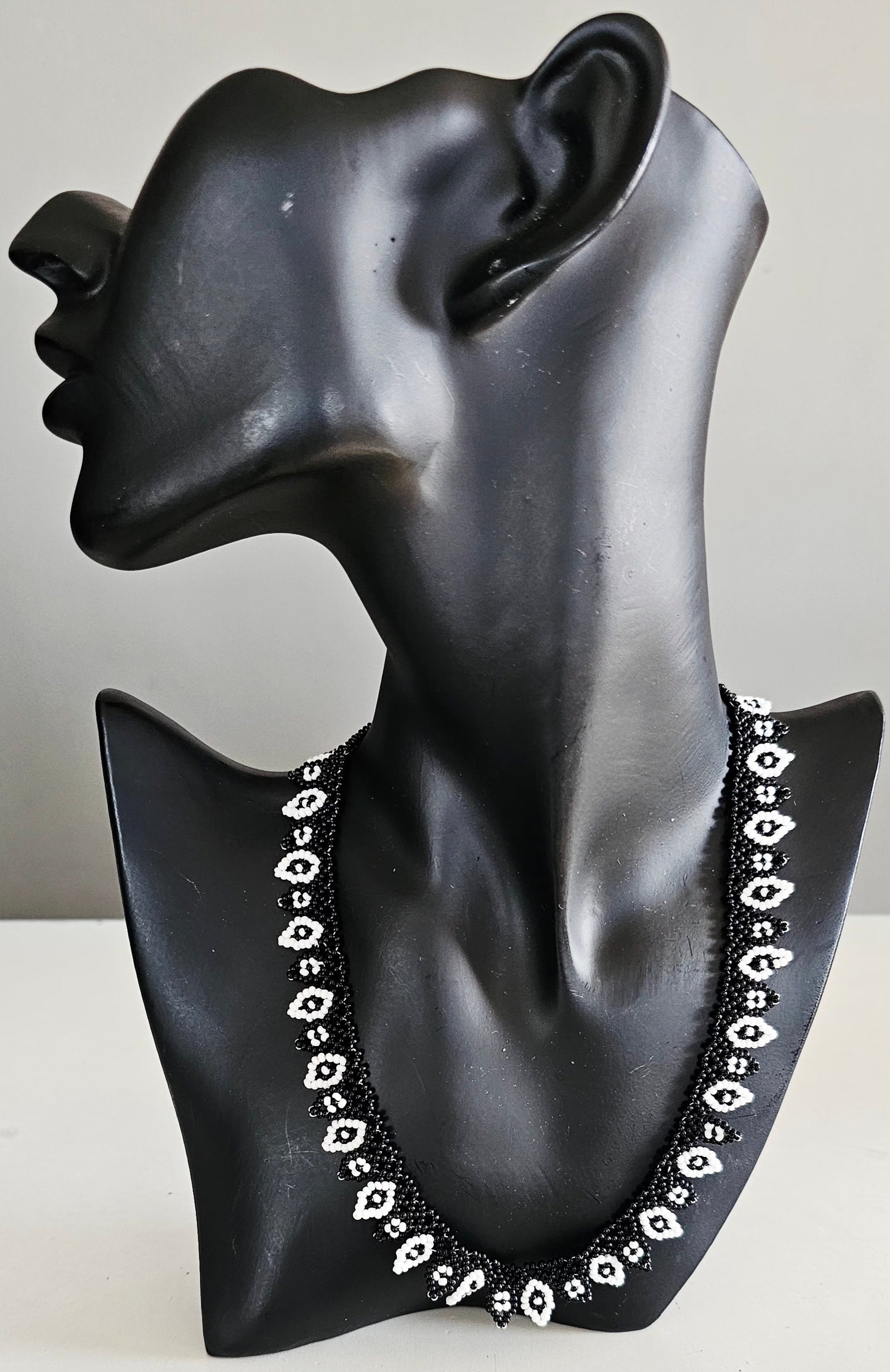 Sino Neckpiece