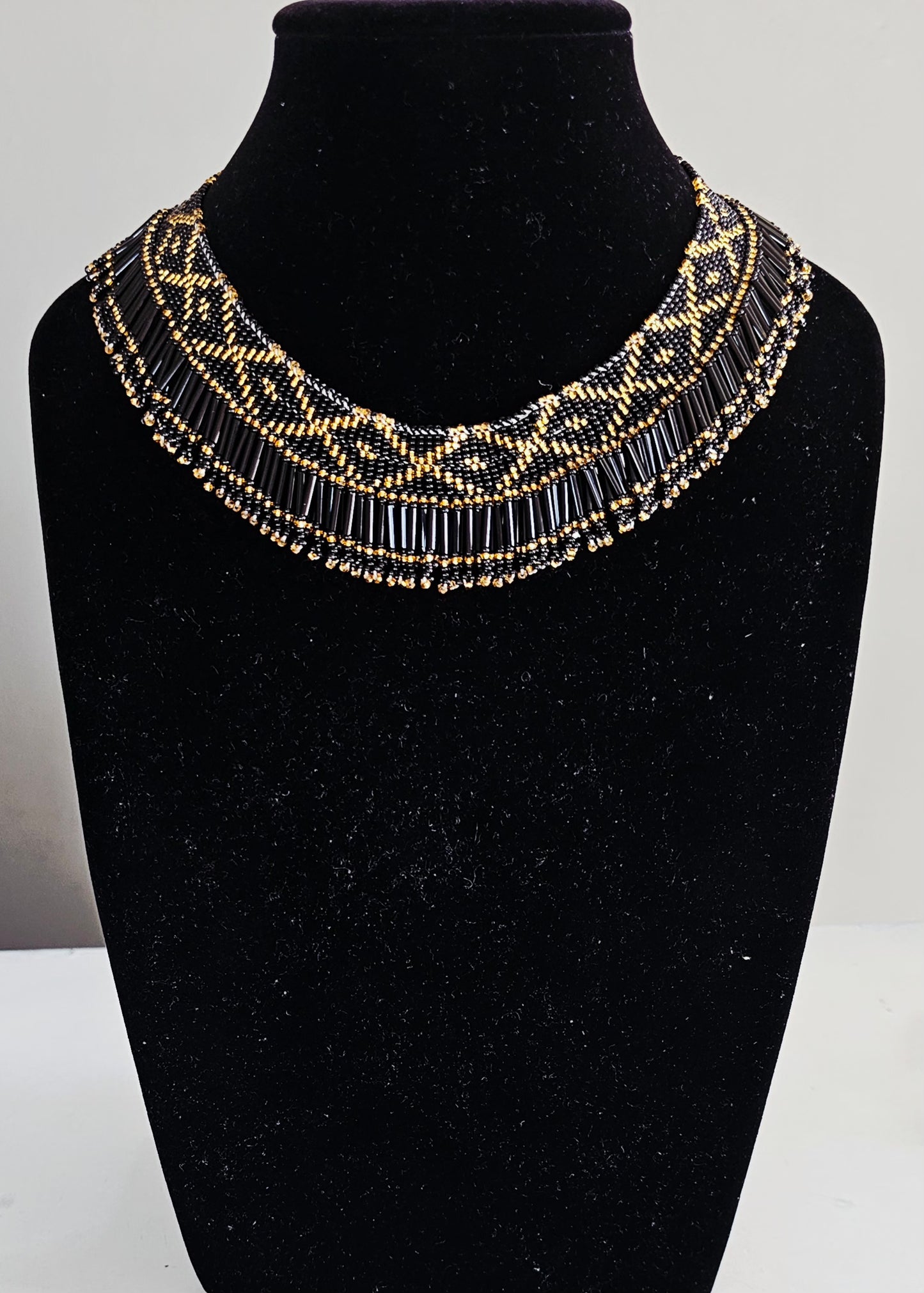 Chocker Neckpiece