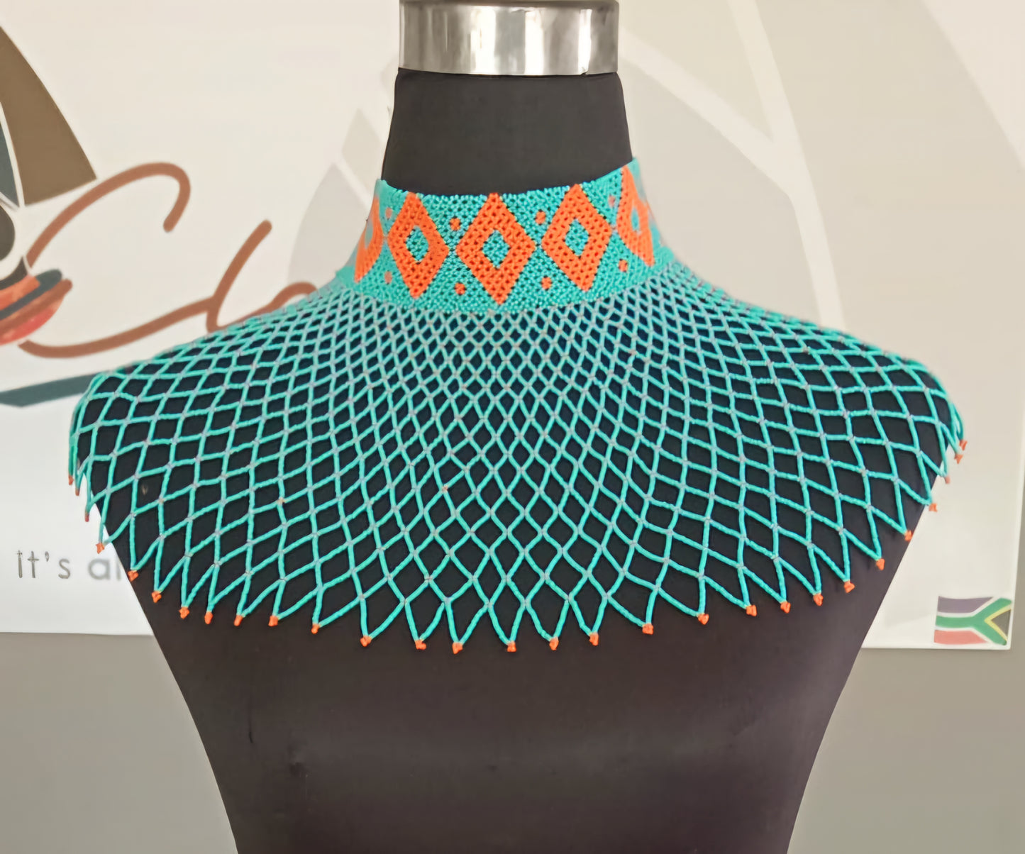 Nomazwi Neckpiece High collar