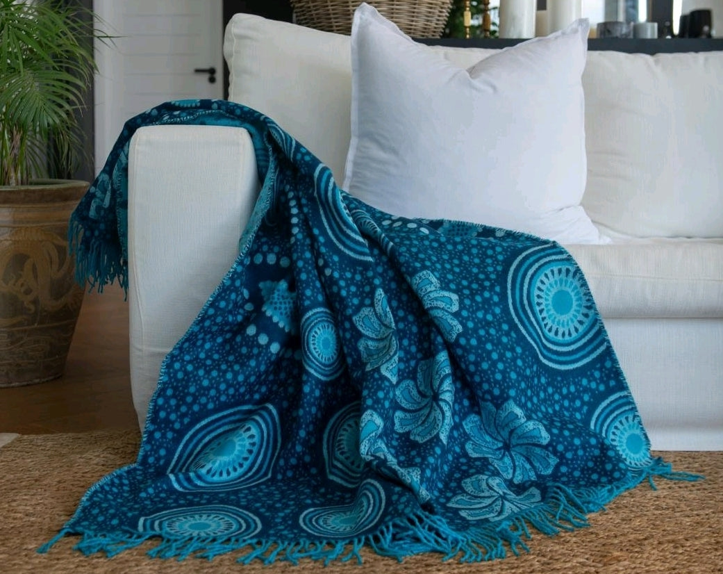 Shawl/ Throws
