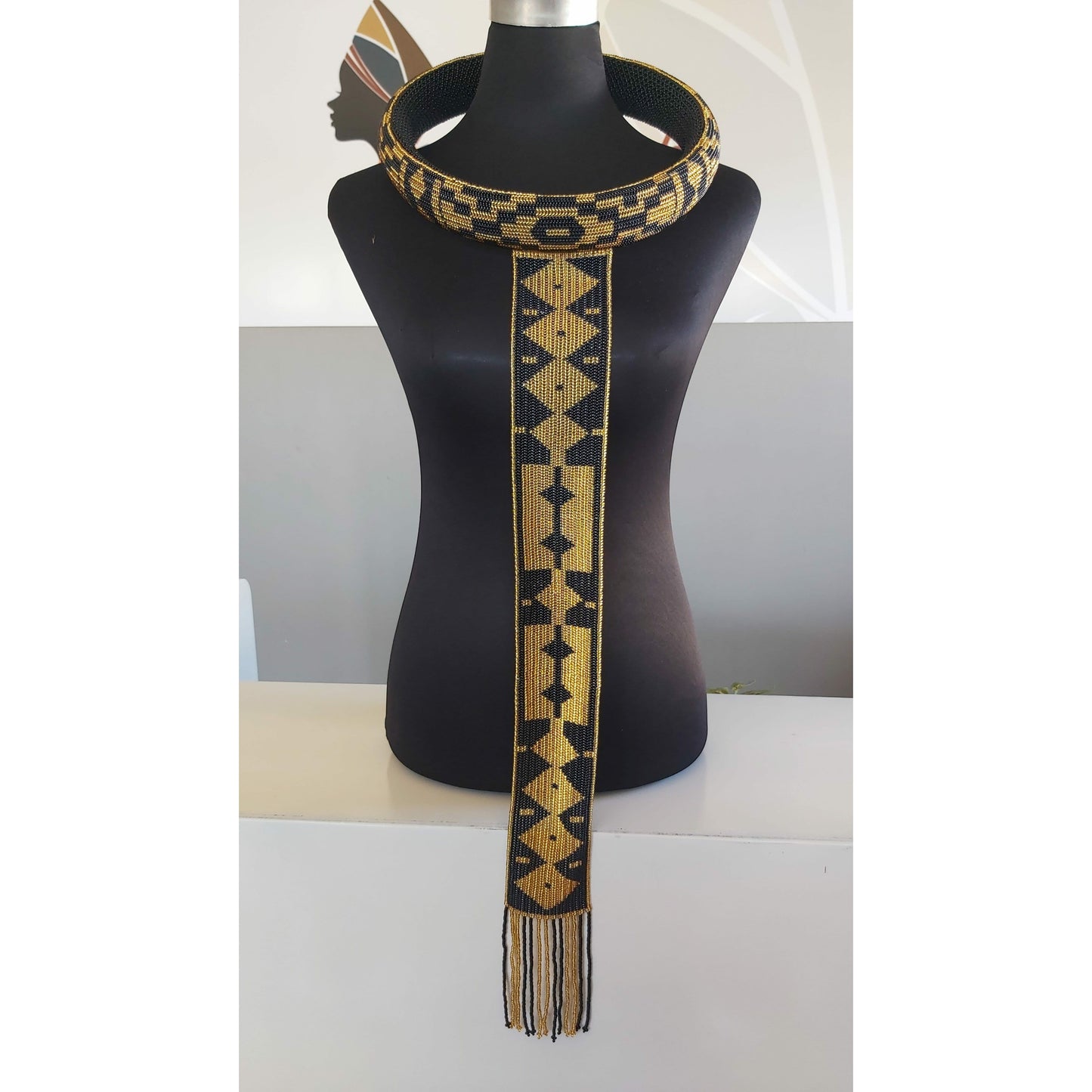 (Isigolwane) Ndebele Neckpiece