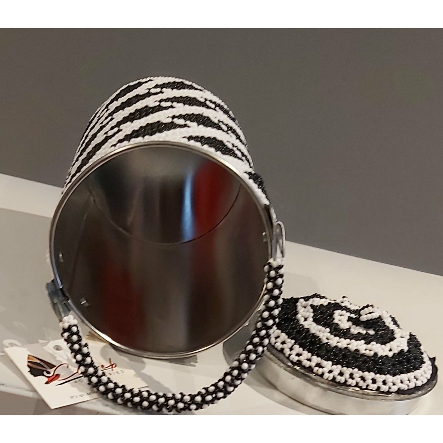Beaded Tin Can (Ibhekile)