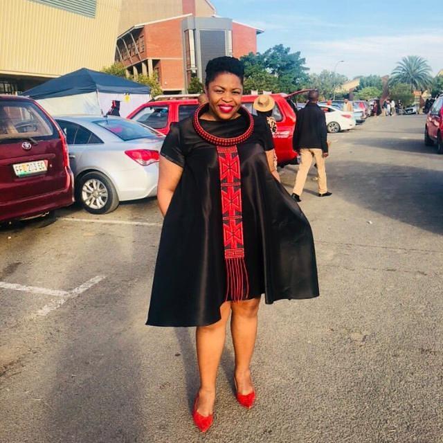 (Isigolwane) Ndebele Neckpiece