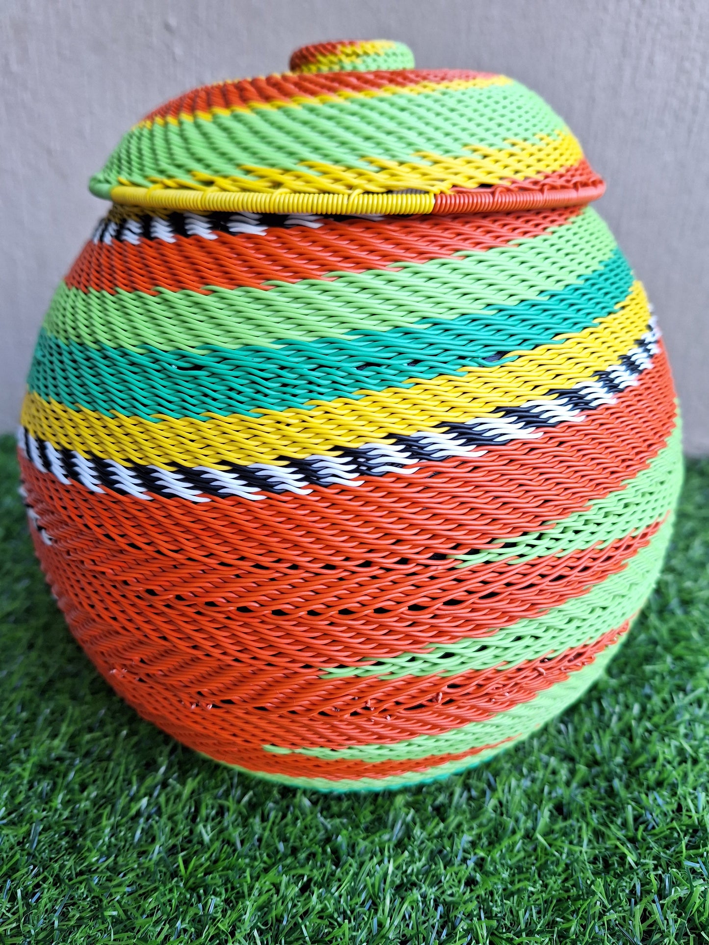 Telephone Wire Ukhamba Bowl