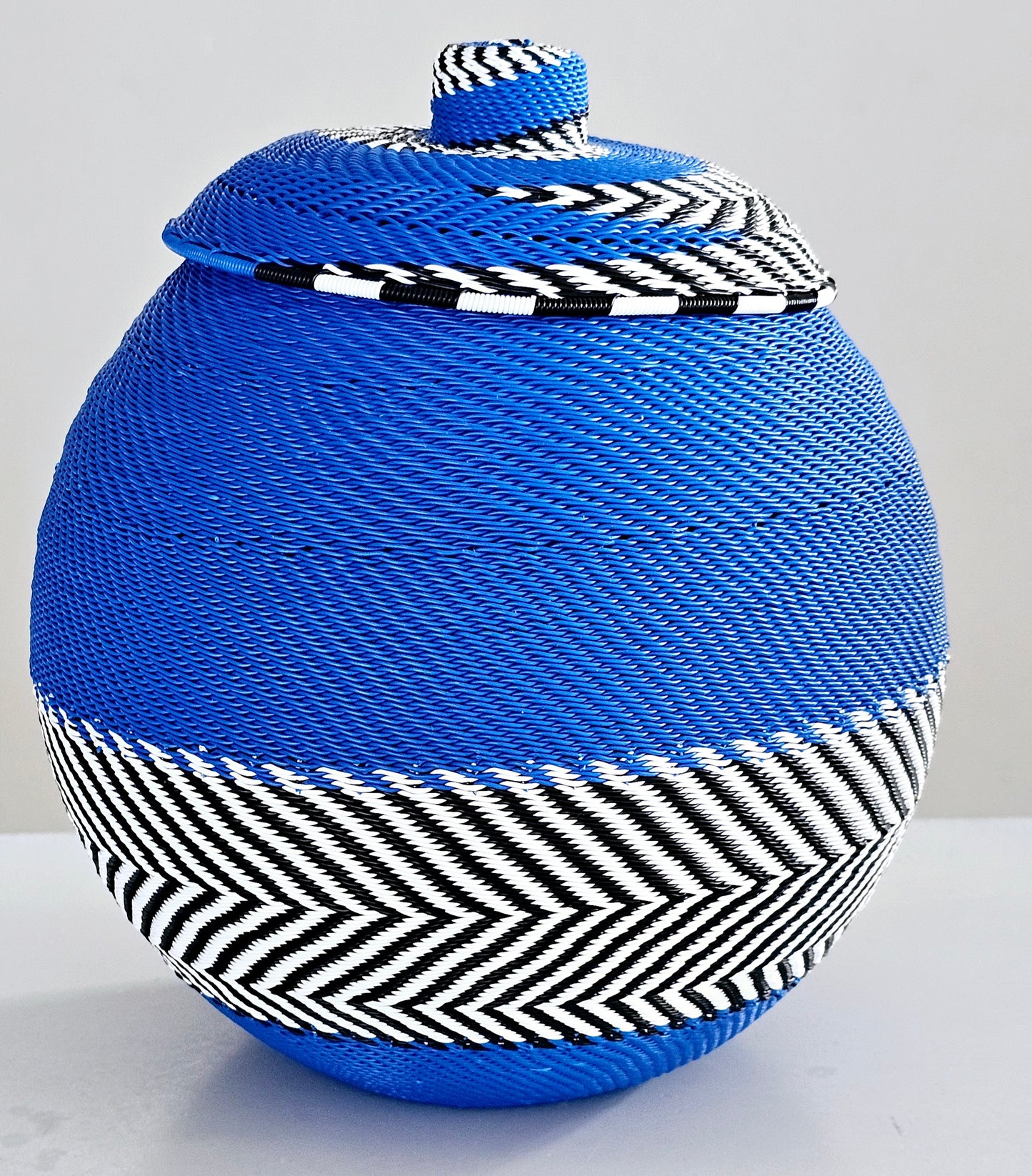 Telephone Wire Ukhamba Bowl