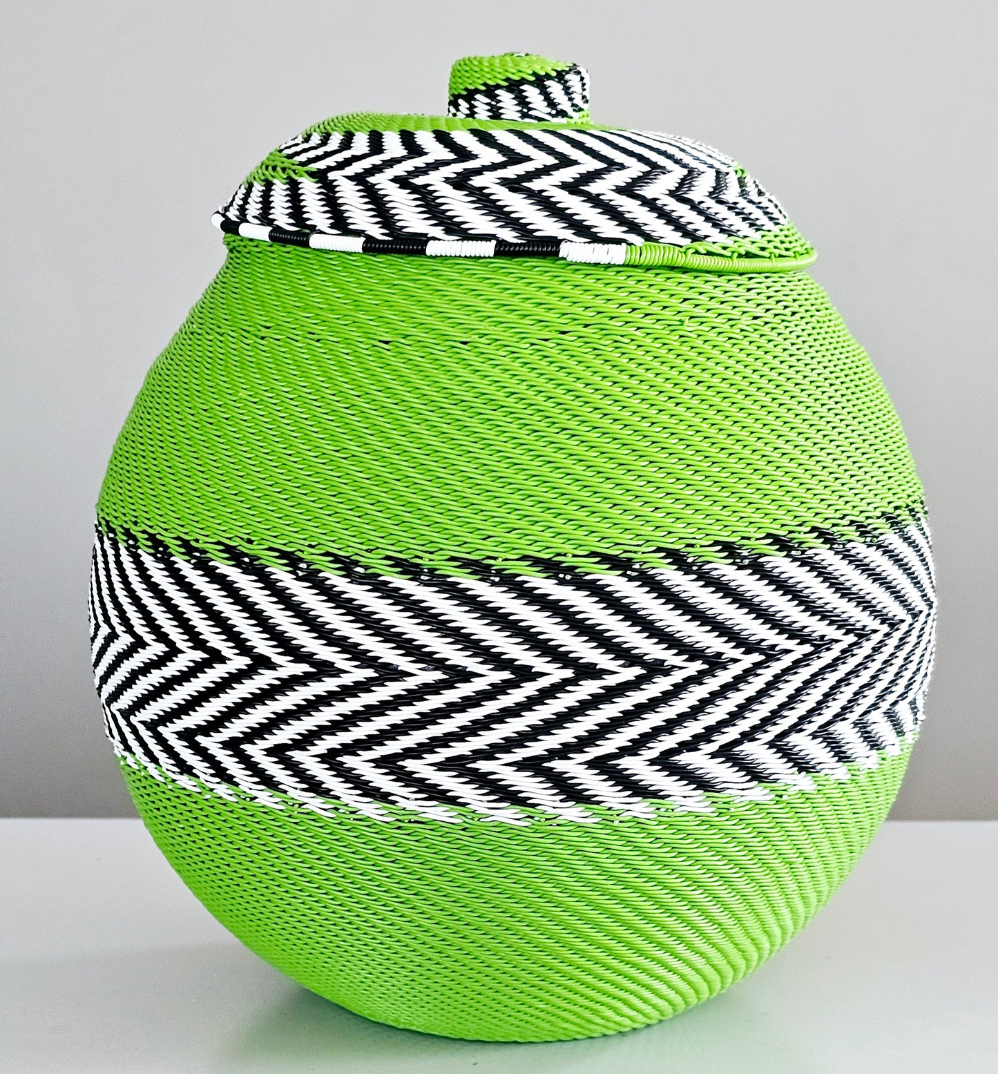 Telephone Wire Ukhamba Bowl