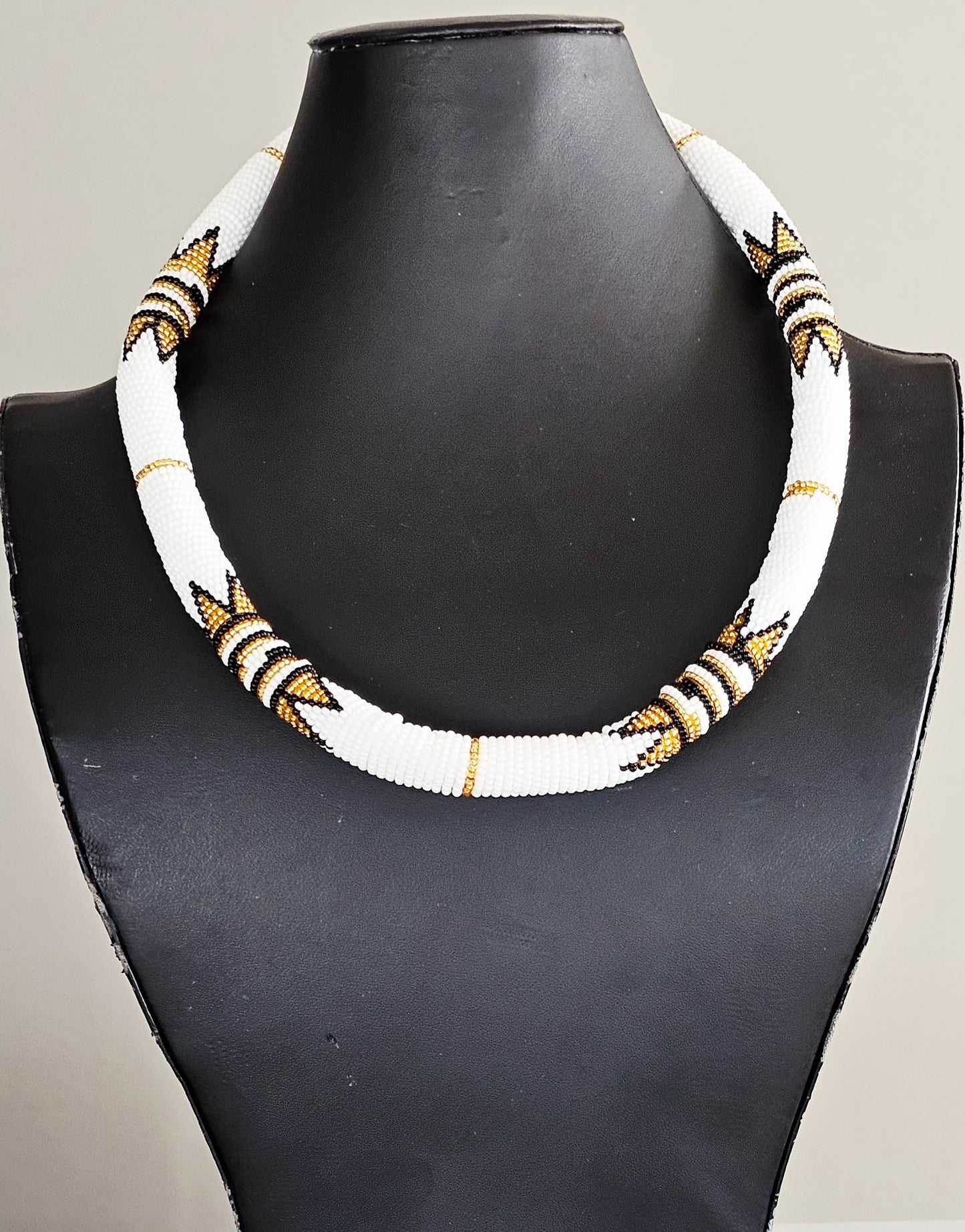 Lethiwe Beaded  Neckpiece