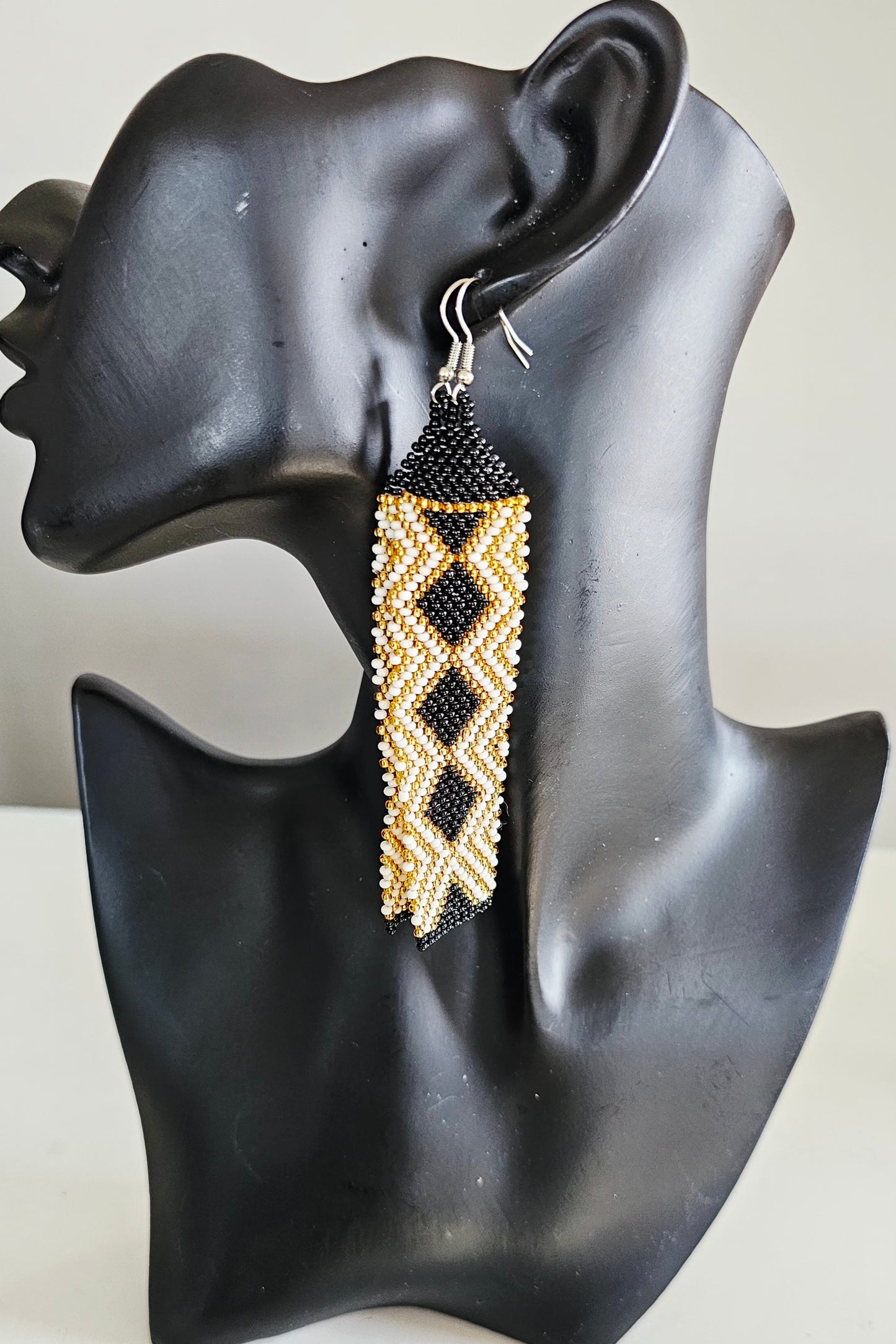Earrings Yoni
