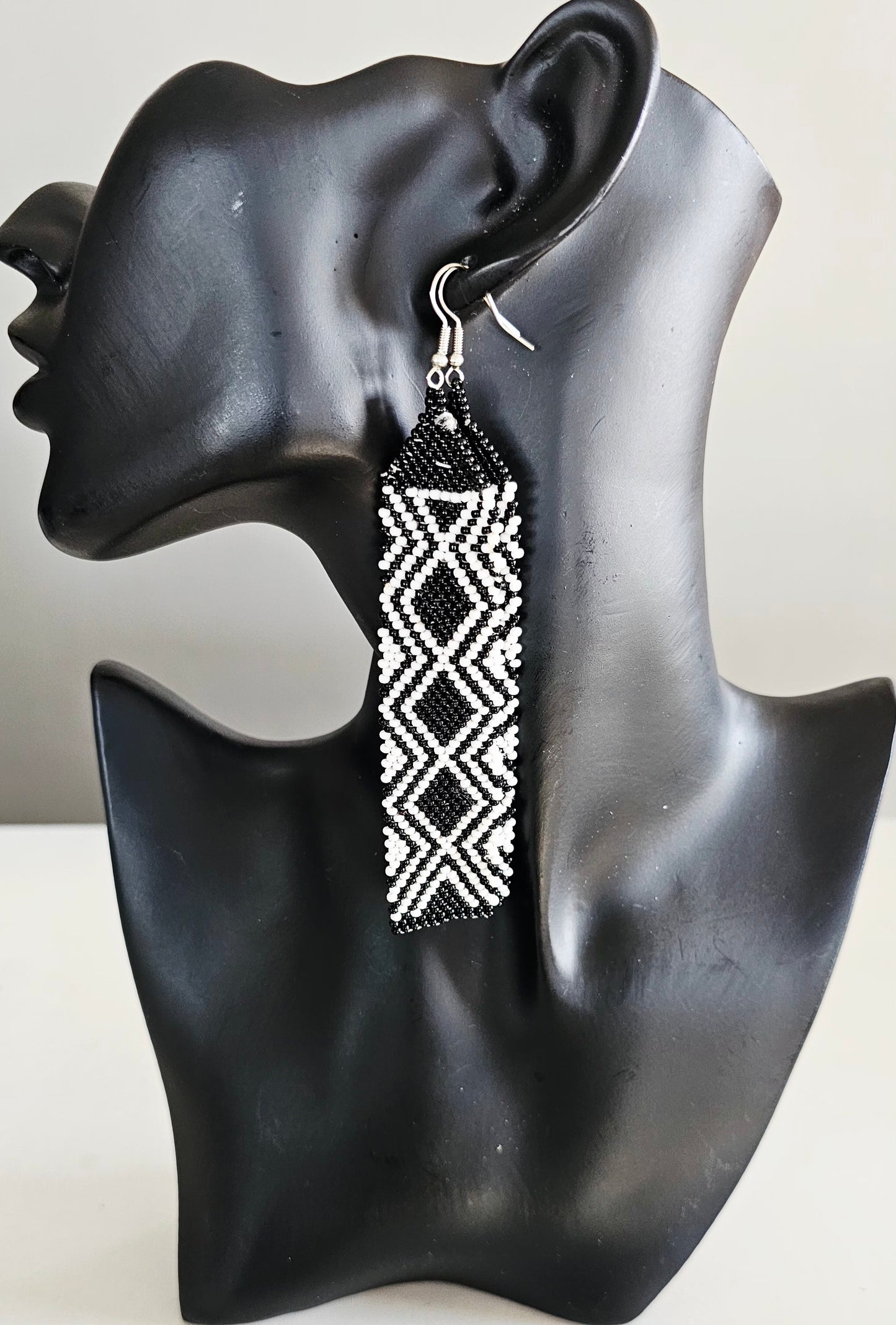 Earrings Yoni