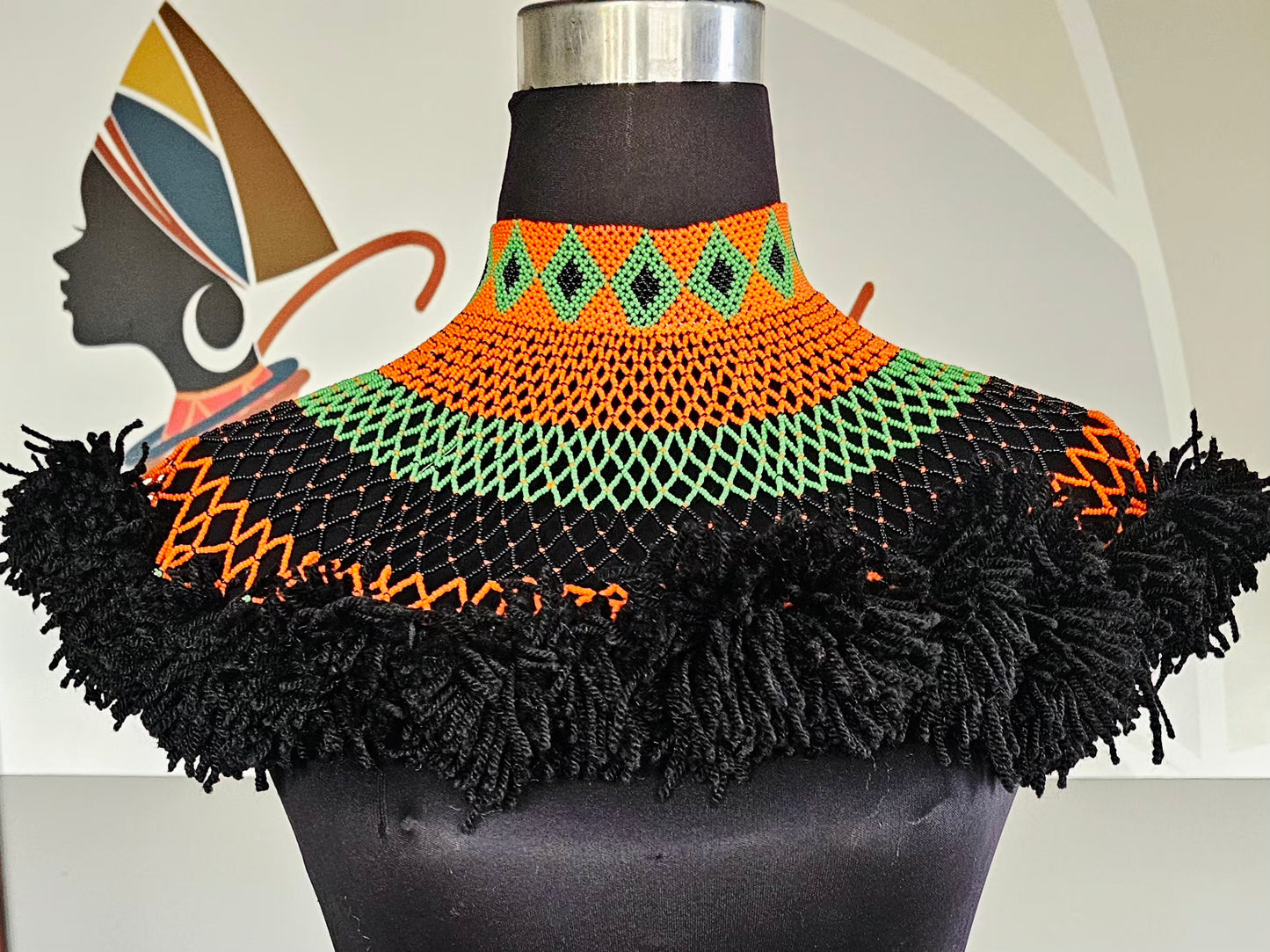Isibabale Fluffy Neckpiece