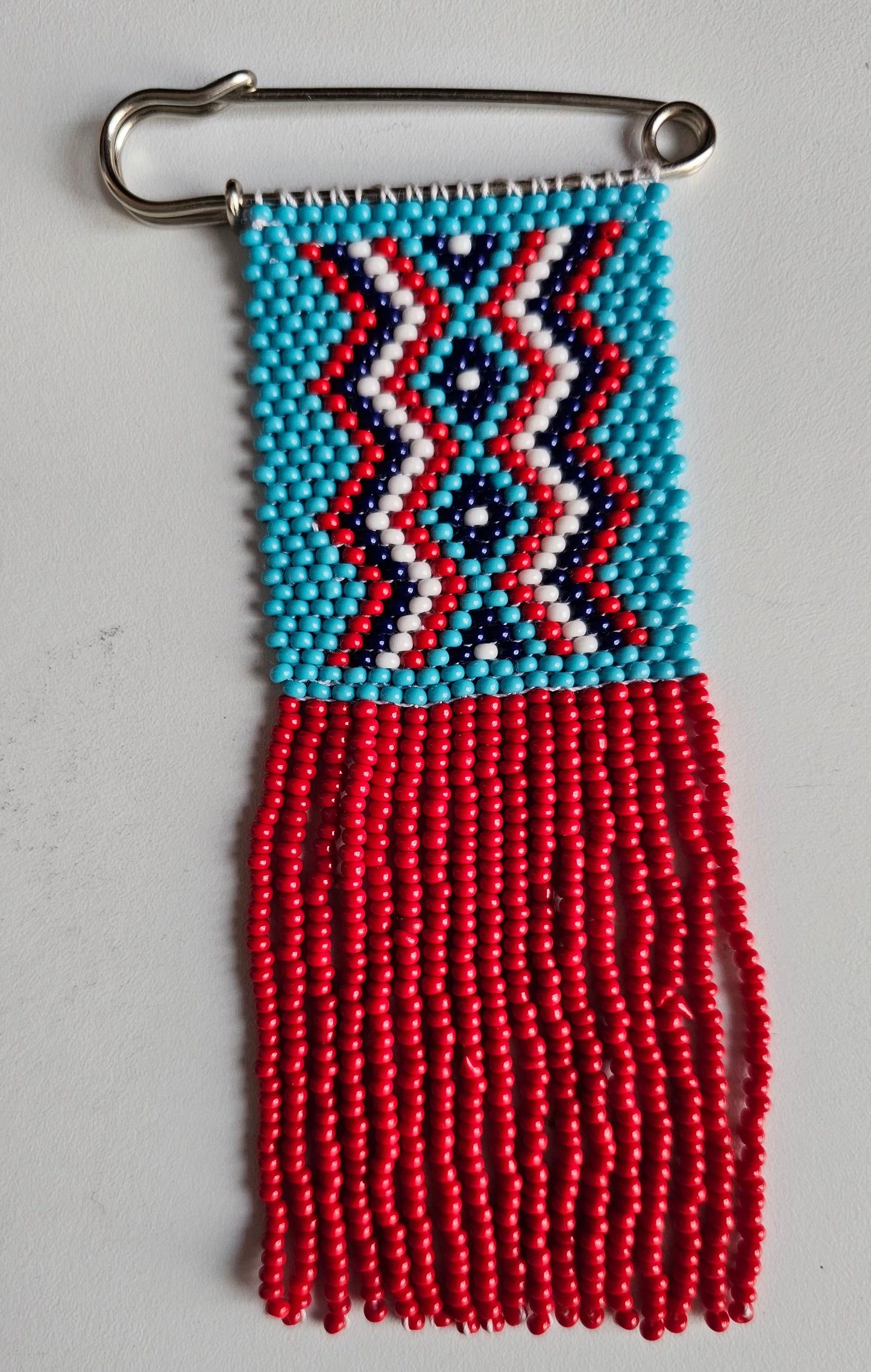 Beaded Safety Pin / Isipeleti
