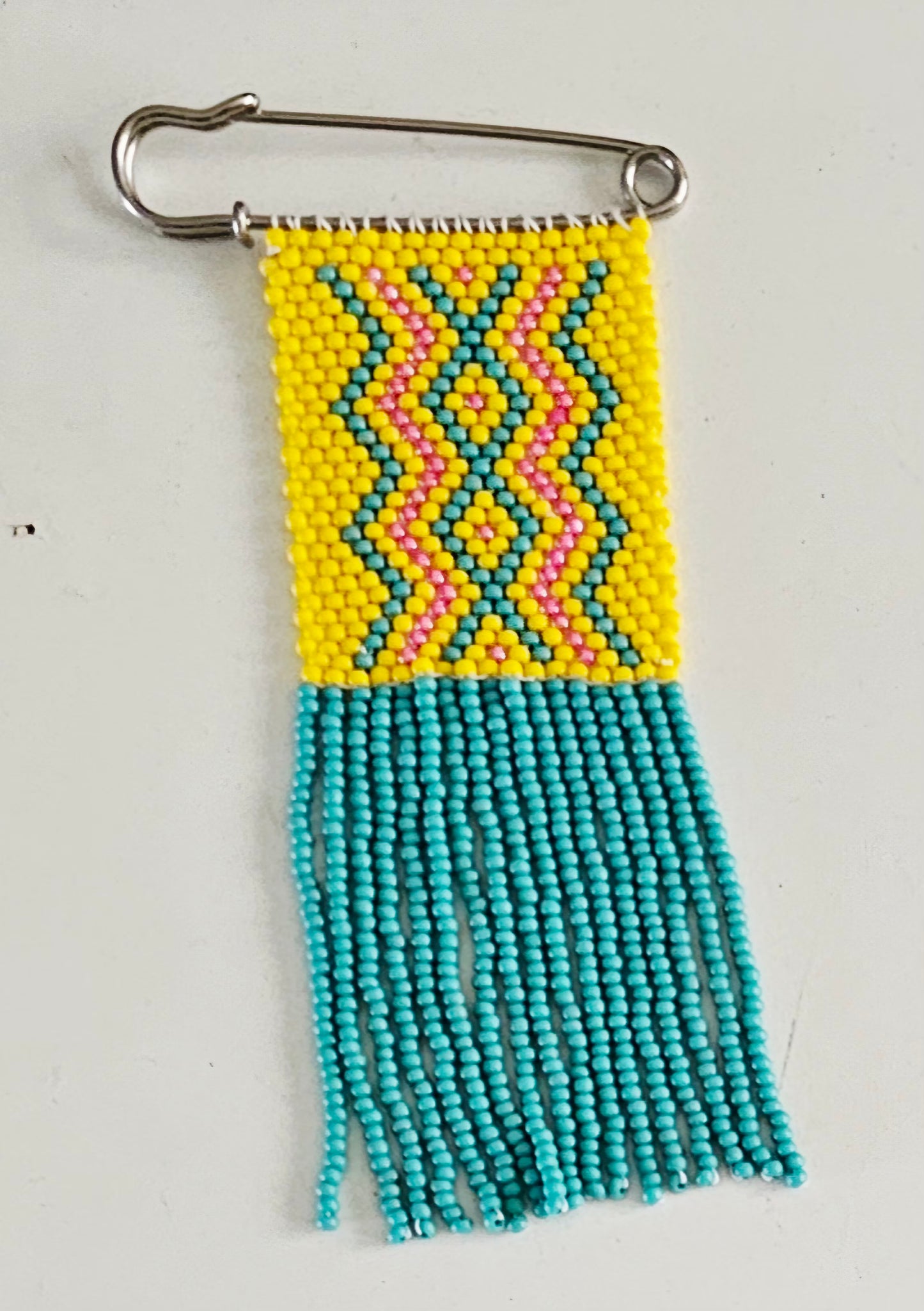 Beaded Safety Pin / Isipeleti