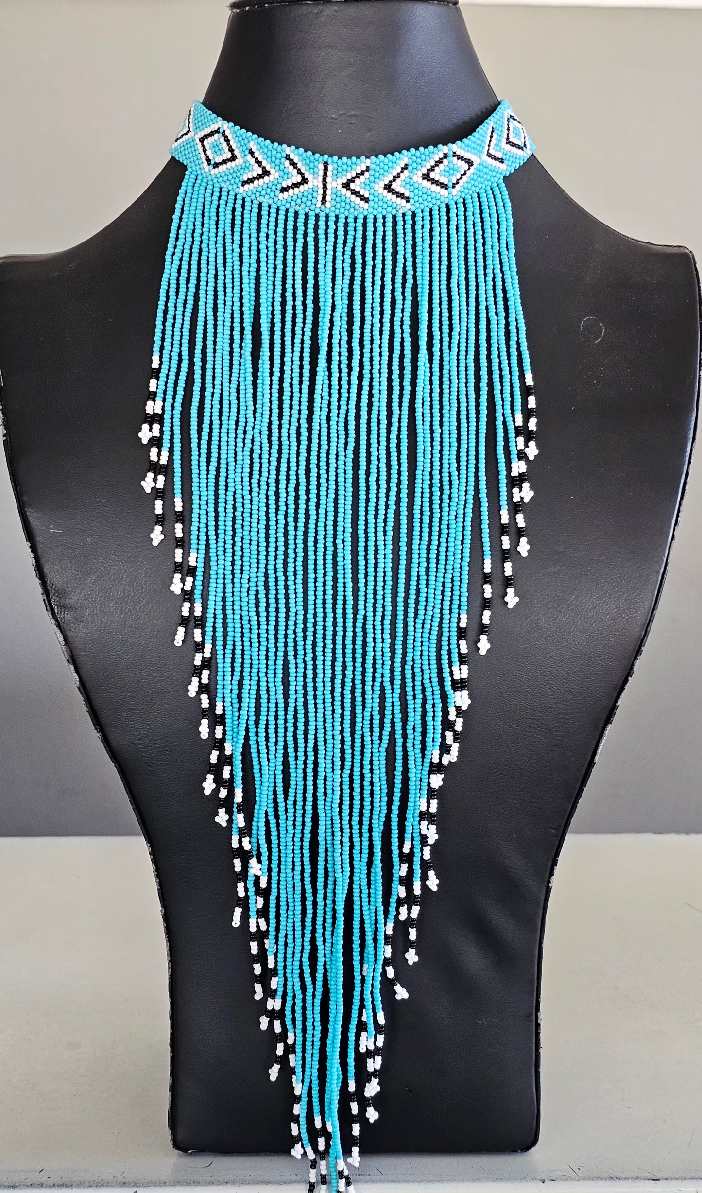 Ngova VNeckpiece