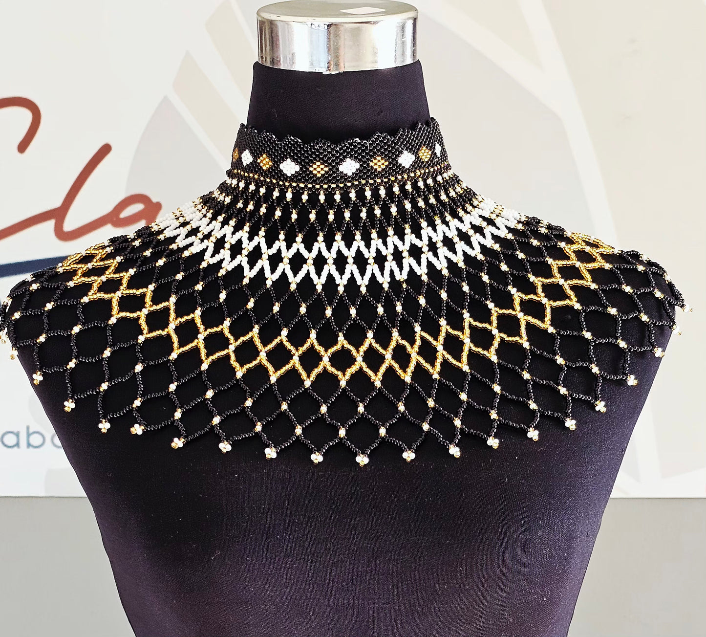 Mamzobe Beaded Neckpiece