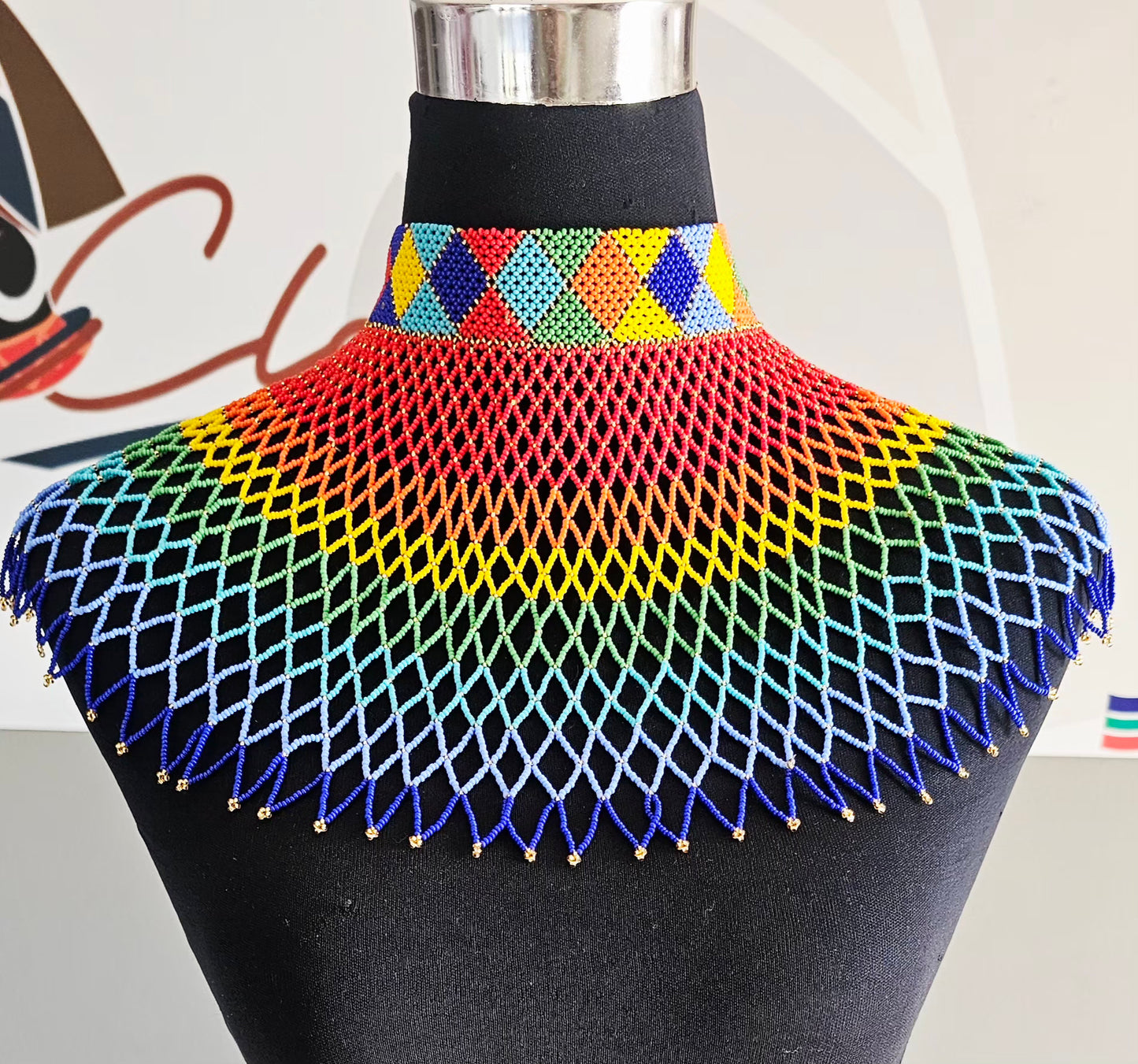 Madlamini  Webneckpiece