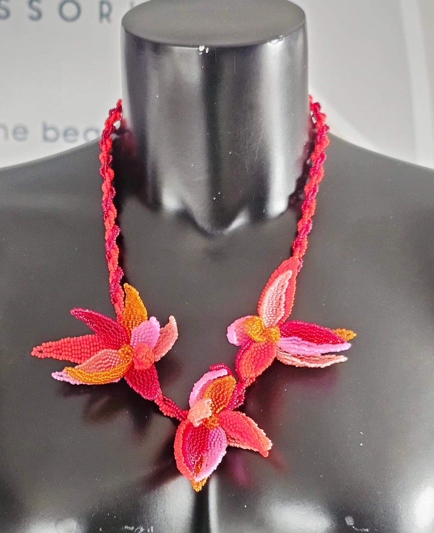 Onelihle Neckpiece