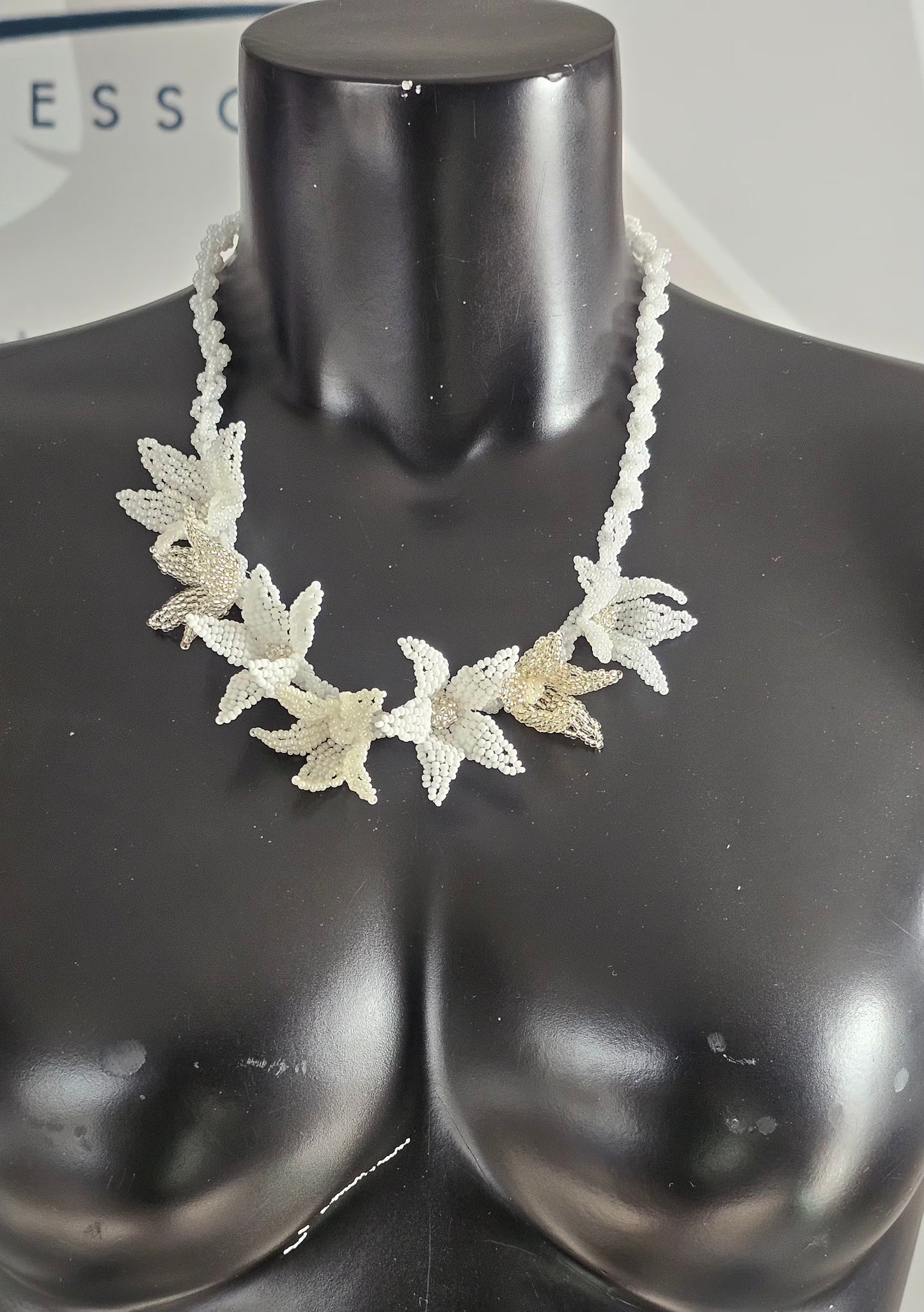 Onelihle Neckpiece