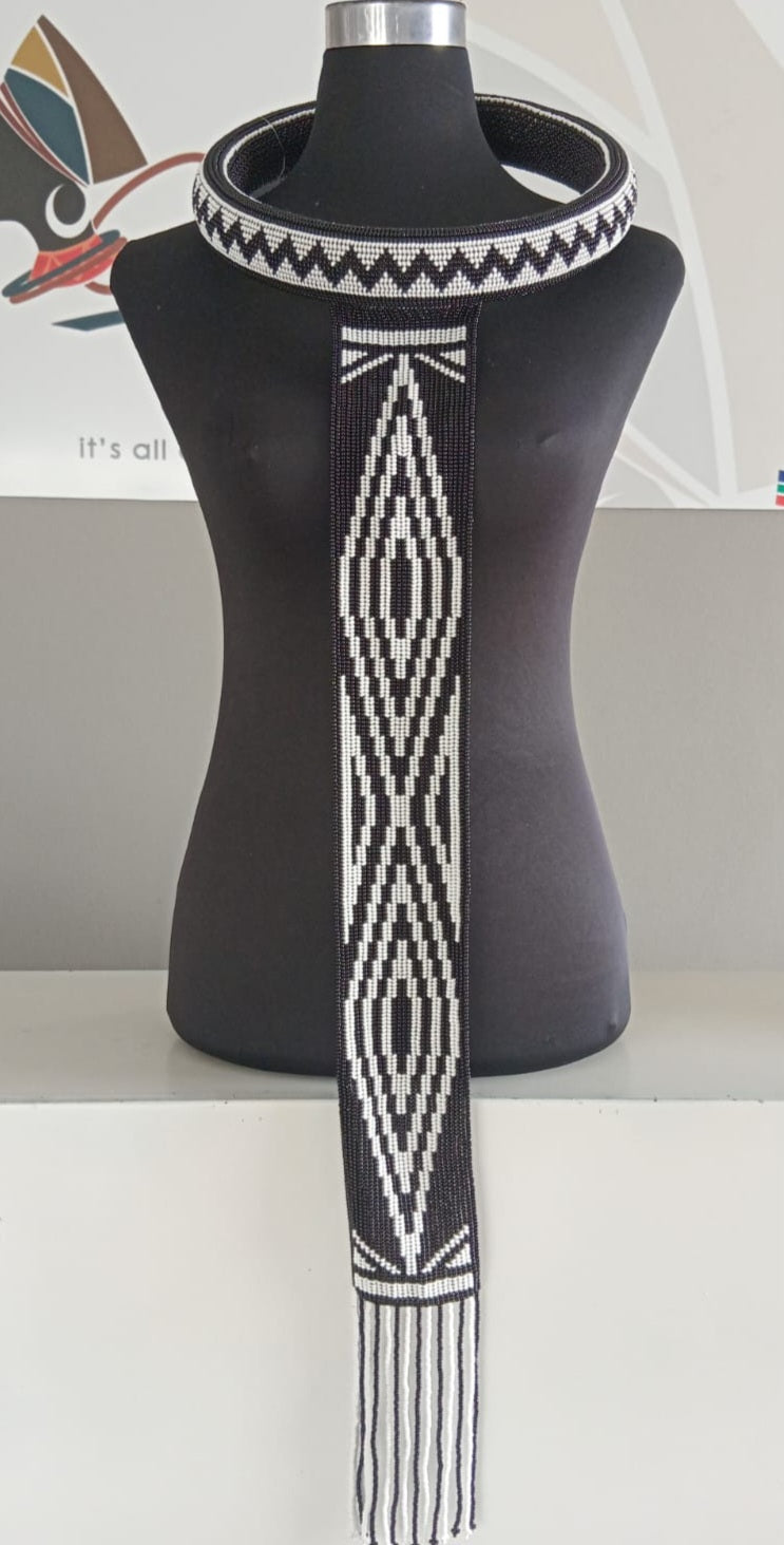 (Isigolwane) Ndebele Neckpiece