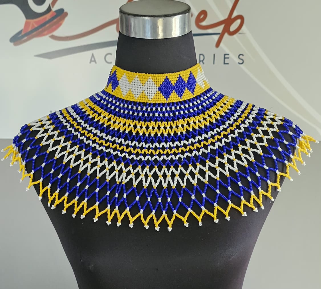 Manxumalo Neckpiece
