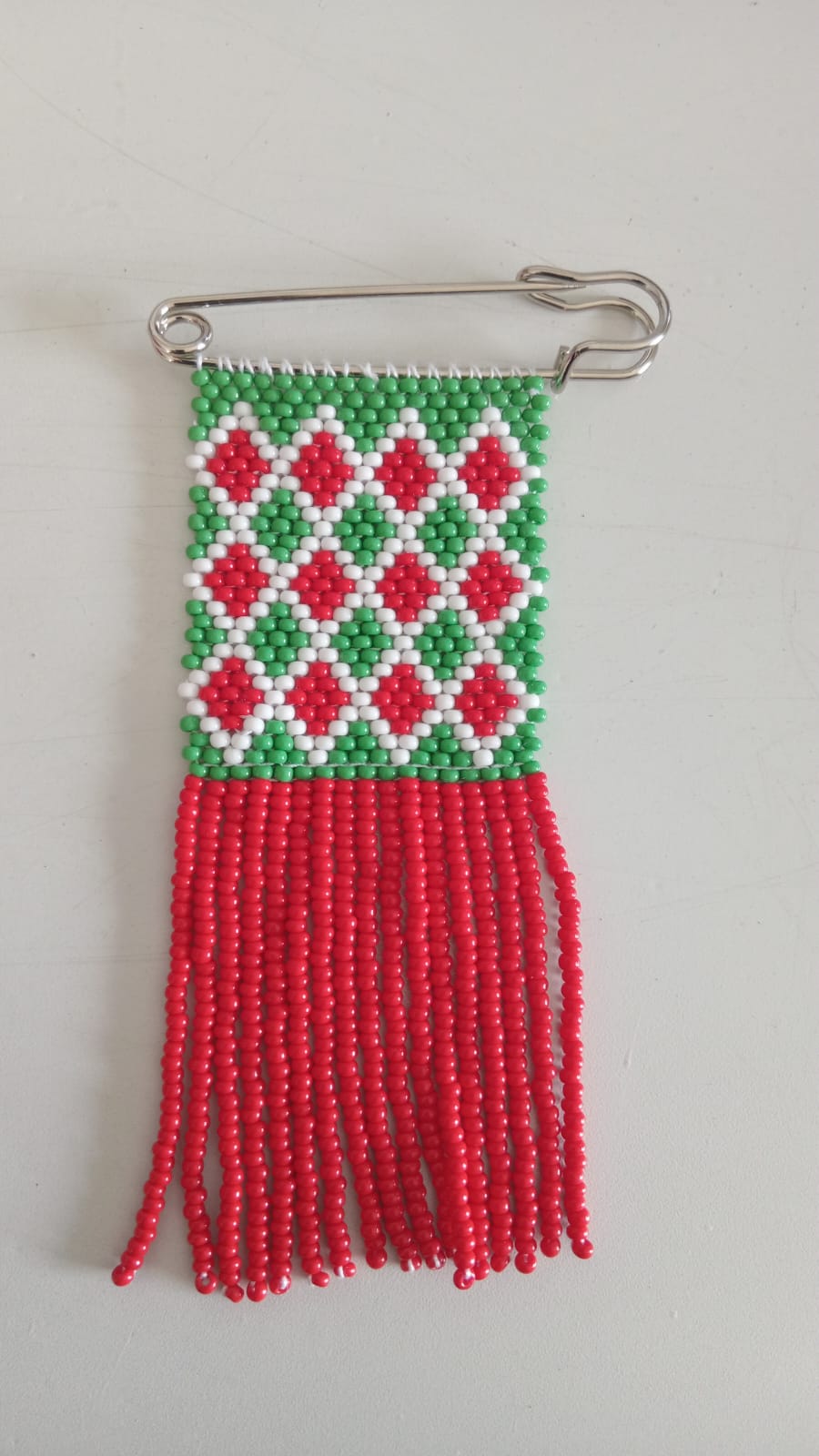 Beaded Safety Pin / Isipeleti