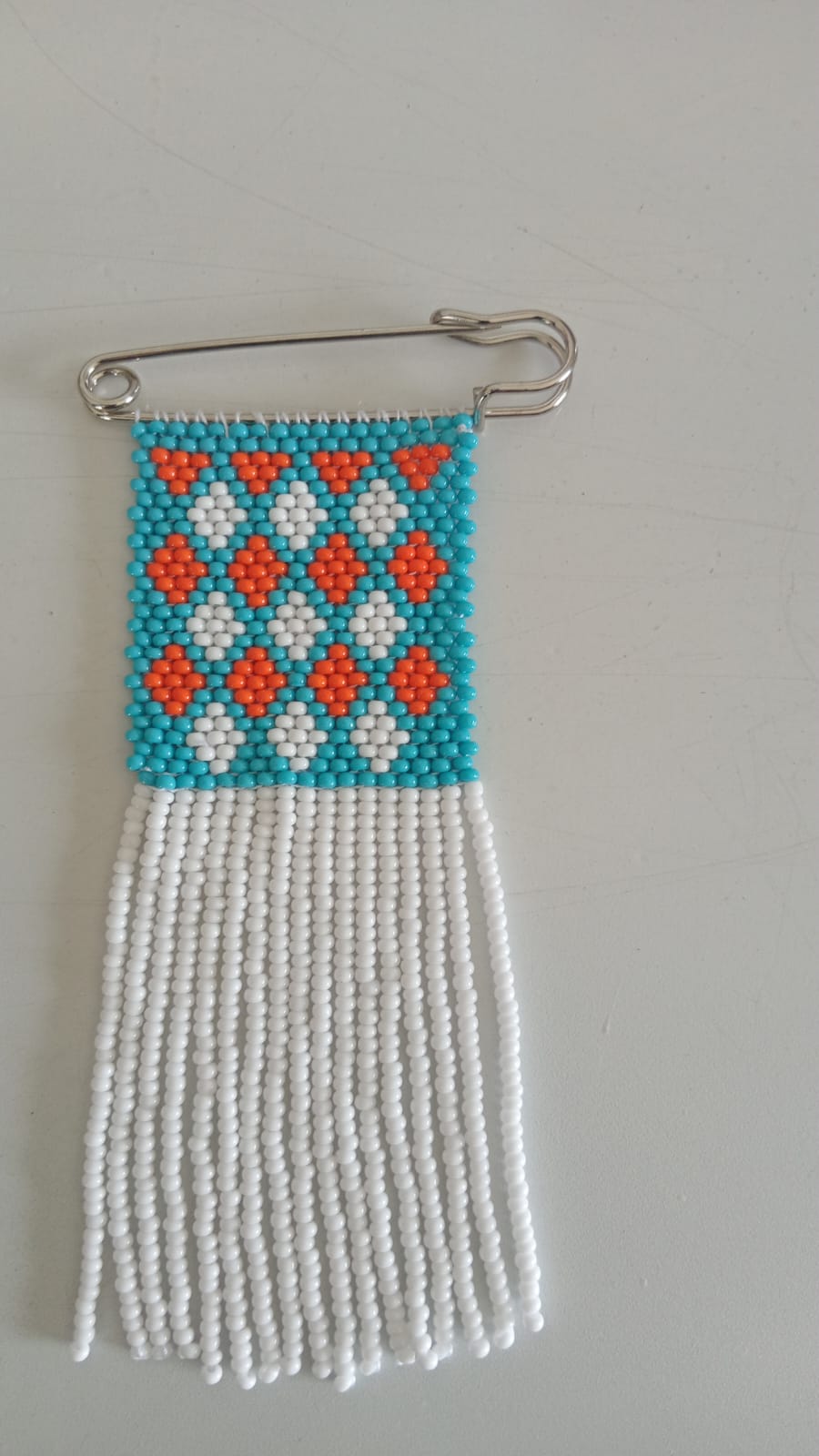 Beaded Safety Pin / Isipeleti