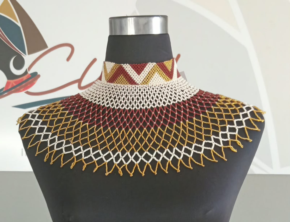 Madlamini  Webneckpiece