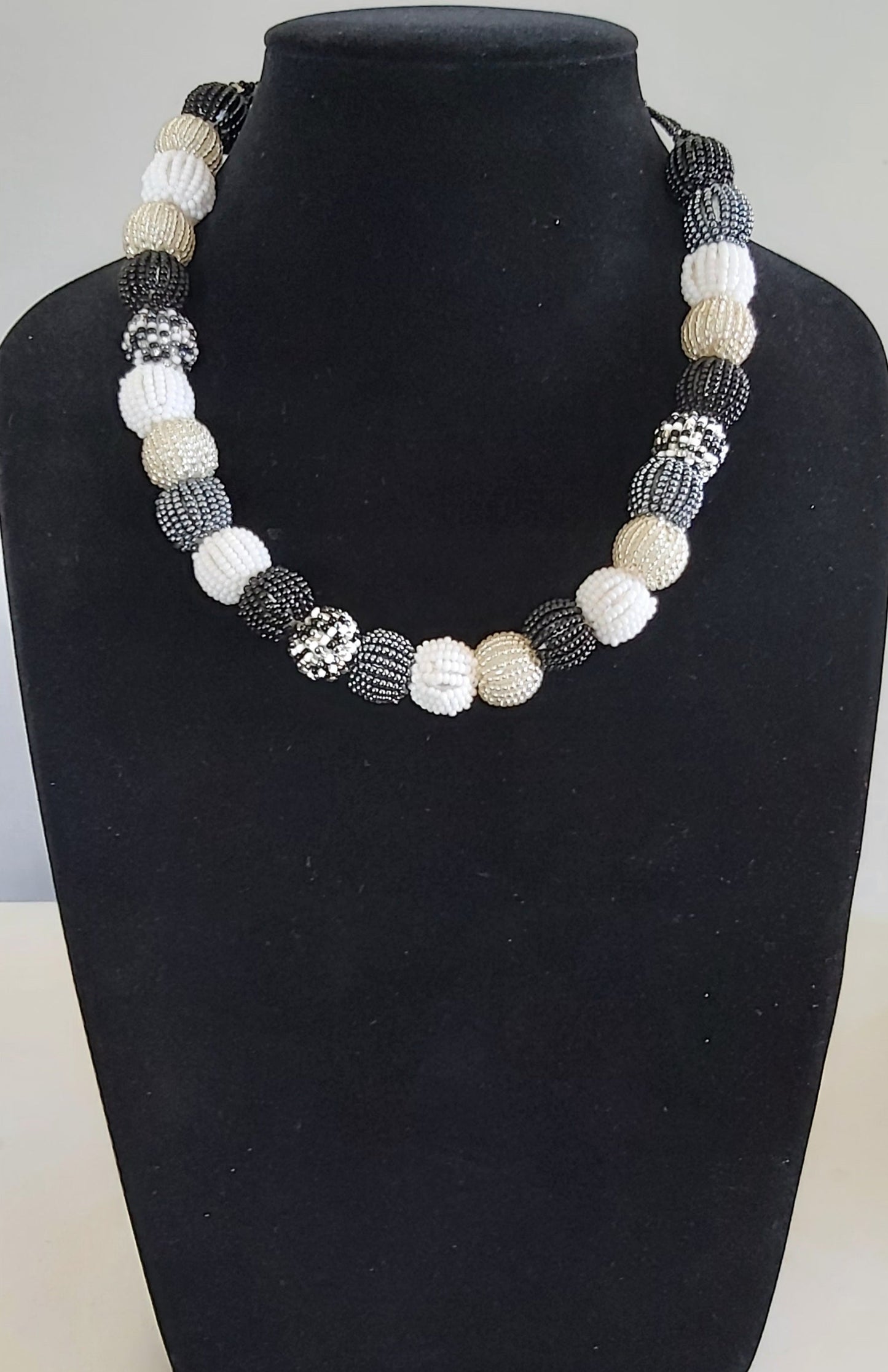 Kayla Bobble  Neckpiece