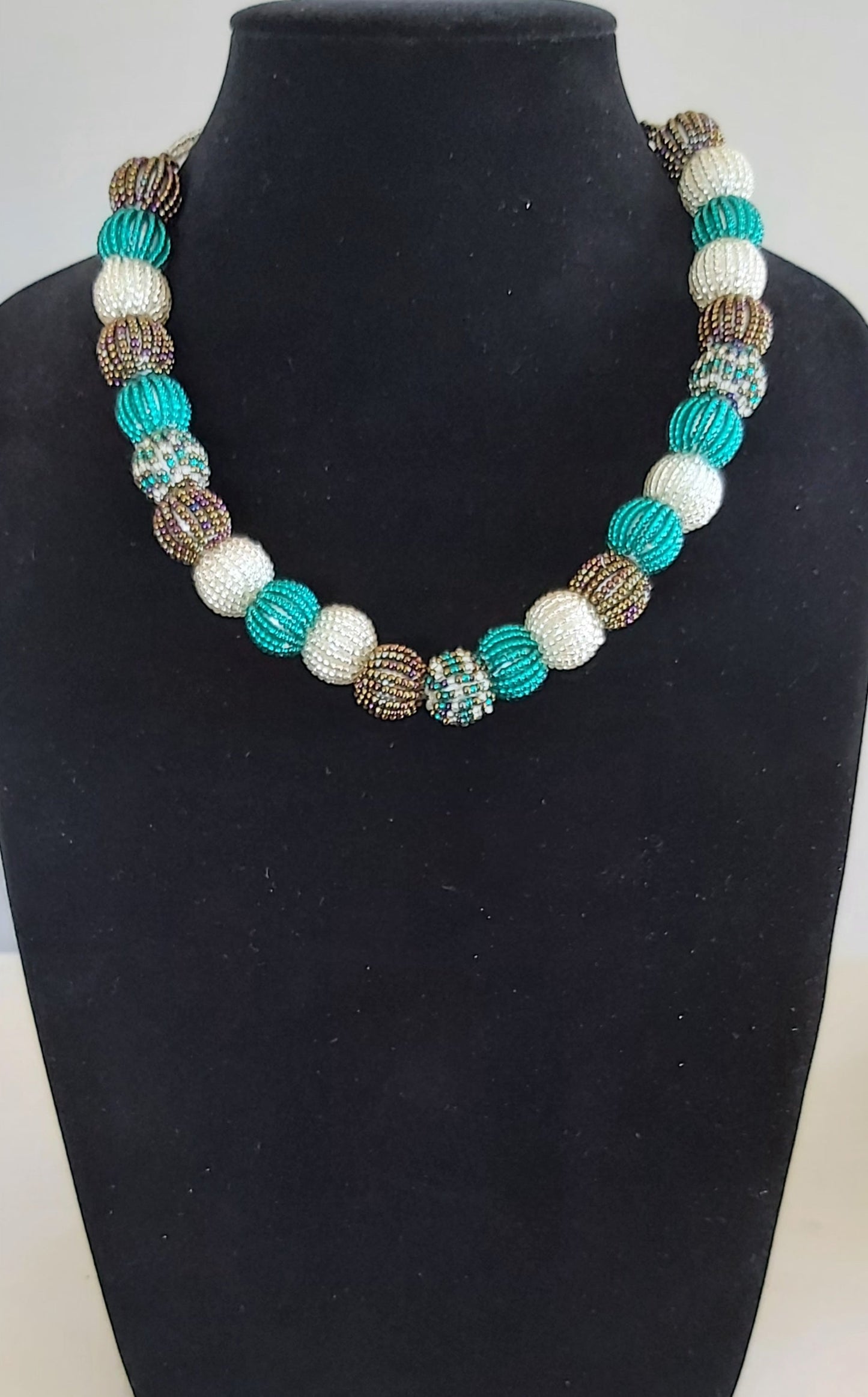 Kayla Bobble  Neckpiece